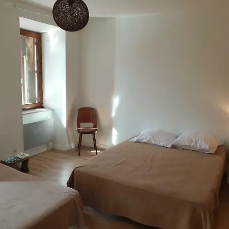 ホテル Chez Annie Prinsuejols-Malbouzon